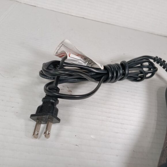 Beachwaver B1 Rotating Automatic Curling Iron, 1 Inch Barrel, Midnight Rose. - Picture 4 of 4